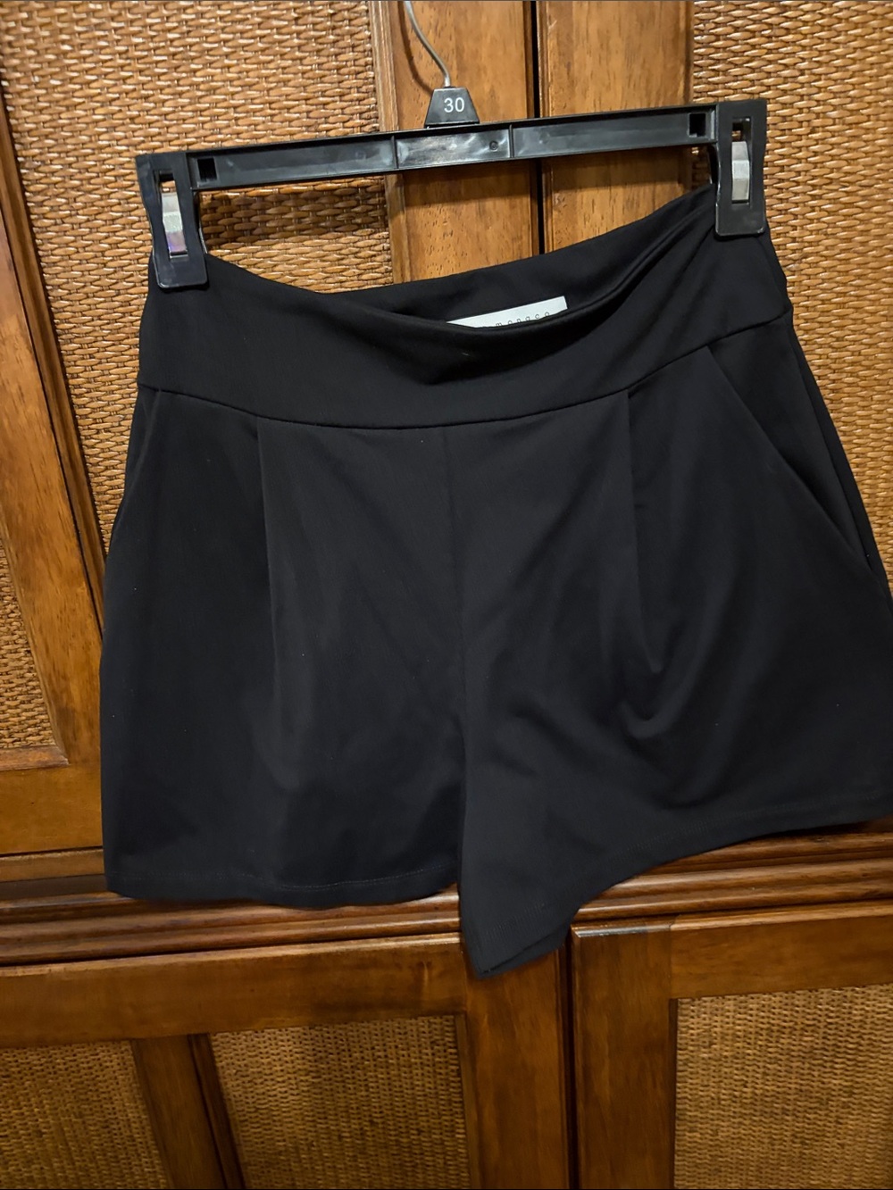 Susan Monaco Women's Black High-Waist knit shorts XSmall